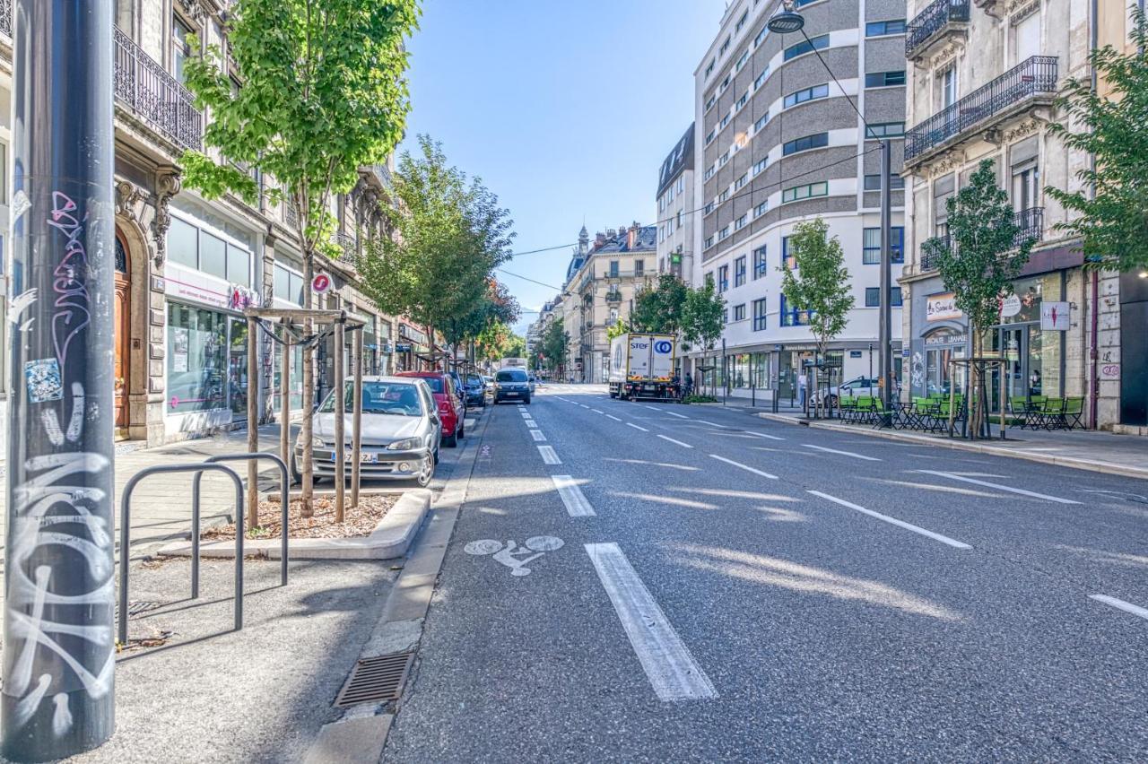 Le Petit Parfait Confort Gare Hamac Netflix Grenoble Esterno foto